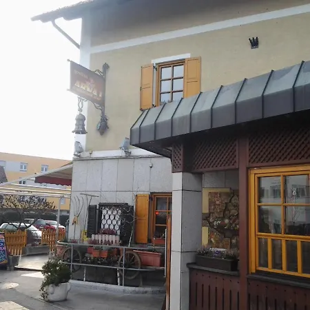 Arvaj Penzion 3*