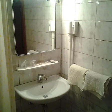 Arvaj 3*